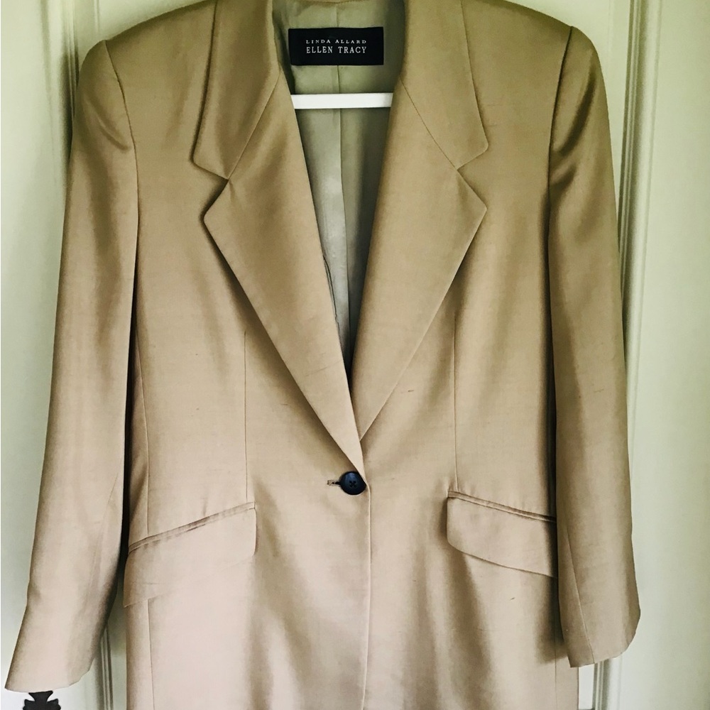 Ellen Tracy Tan Single-Button Blazer